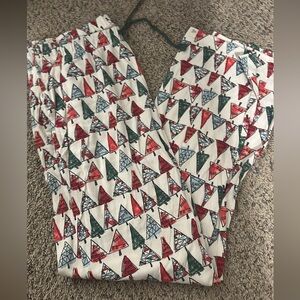 Festive Tree Print Men’s Pajamas